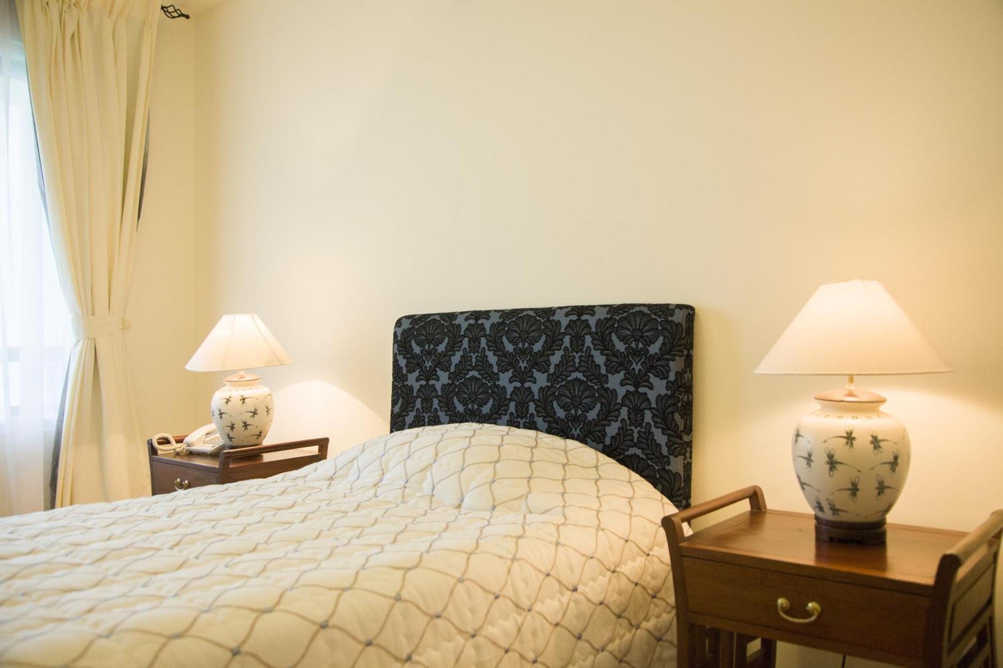 Mayfair Hanoi Room photo